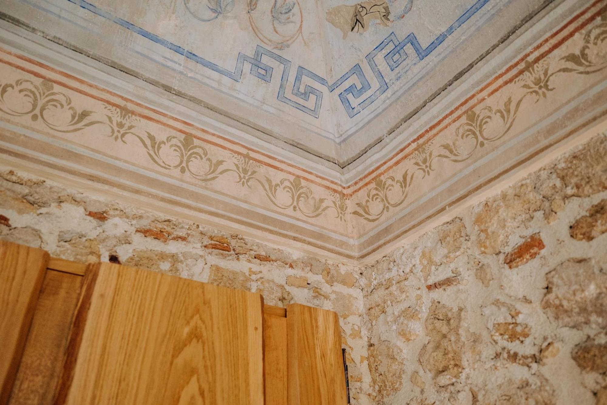 Ambrosia-Timeless Hosting Hotel Palermo Bagian luar foto